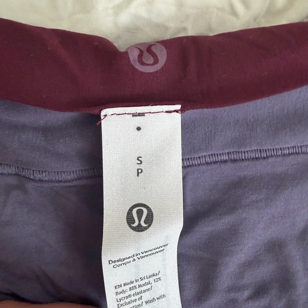 Lululemon high rise thong - Picture 4 of 6